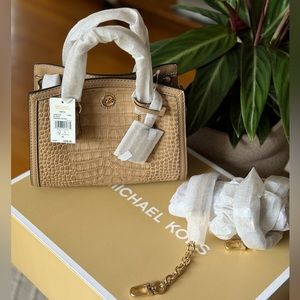 BRAND NEW Michael Kors Chantal Crossbody bag in a beautiful camel color!!